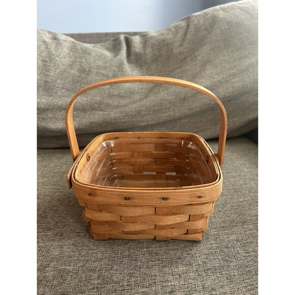 Longaberger Small Berry Basket With Protector Swinging Handle - Picture 1 of 11